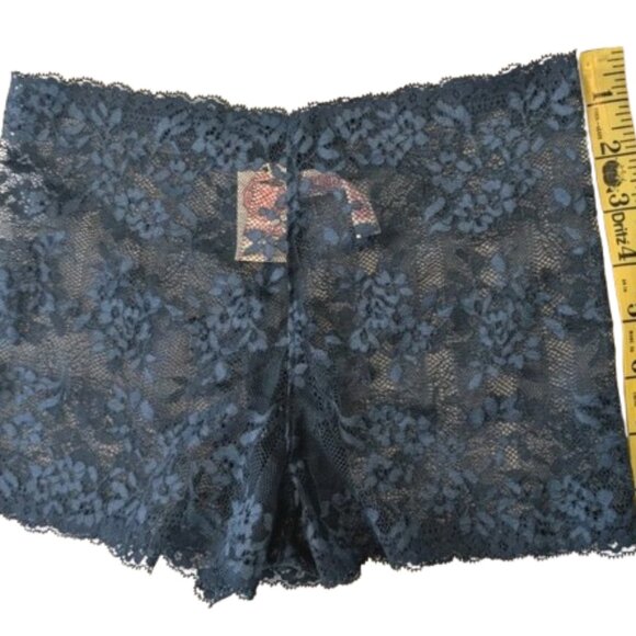 Victoria’s Secret PINK Blue Lace Boyshort Panties – Size Large – NWT - Picture 2 of 3